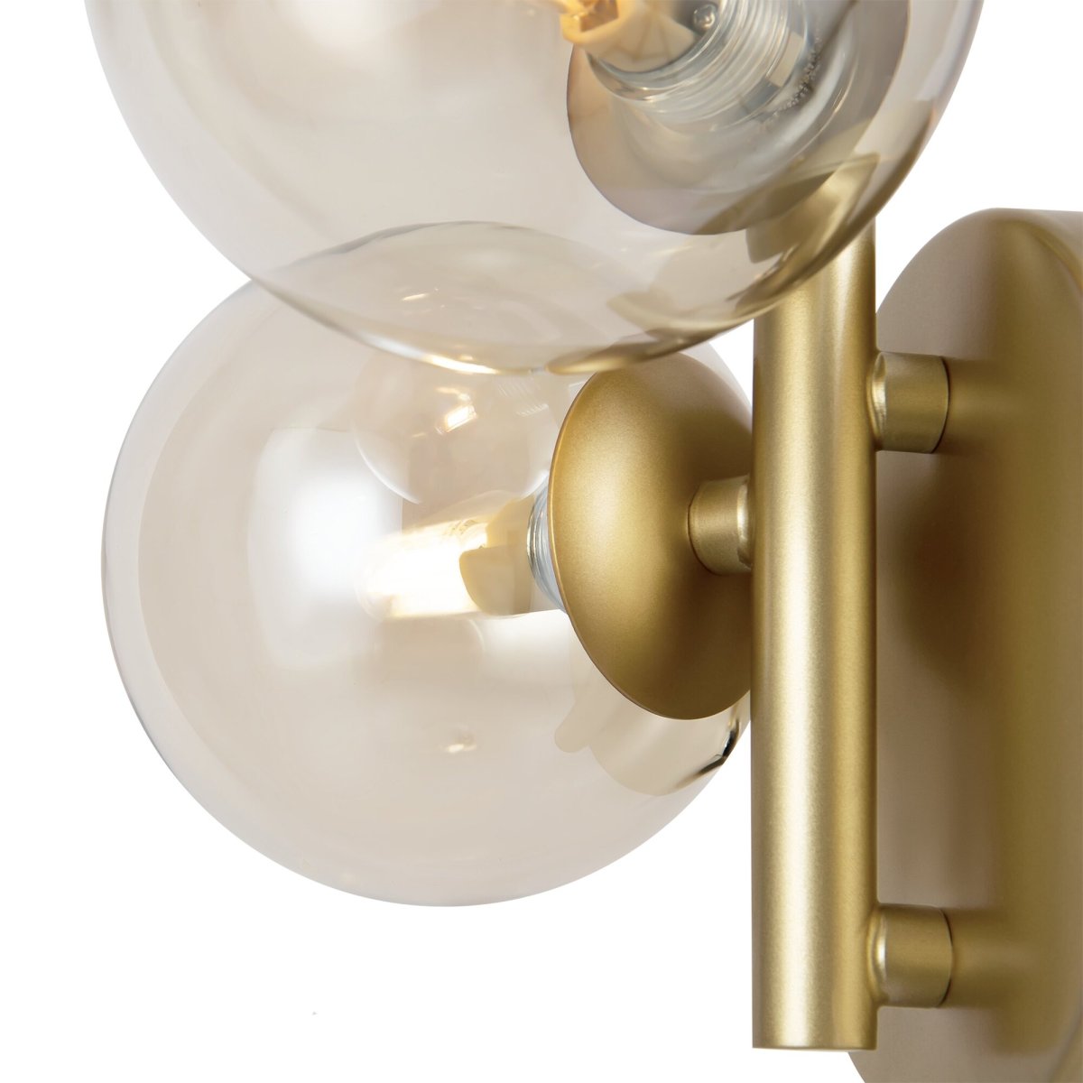 Dallas 25cm Gull vegglampe Fra Maytoni - Skap en sofistikert og innbydende atmosfære med Dallas, en lampe som lyser opp hjemmet ditt med klasse og finesse.