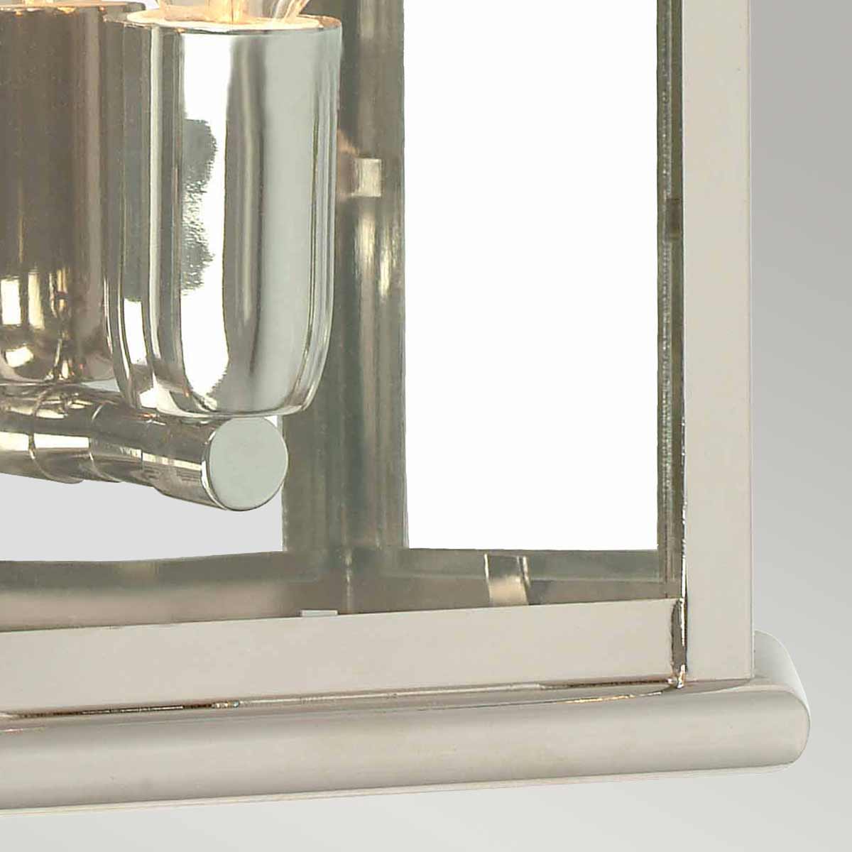 St Martins 30cm Nikkel utendørslampe Fra Elstead Lighting - Laget av solid messing og klart glass, gir den en solid og slitesterk konstruksjon som utvikler en vakker patina over tid.