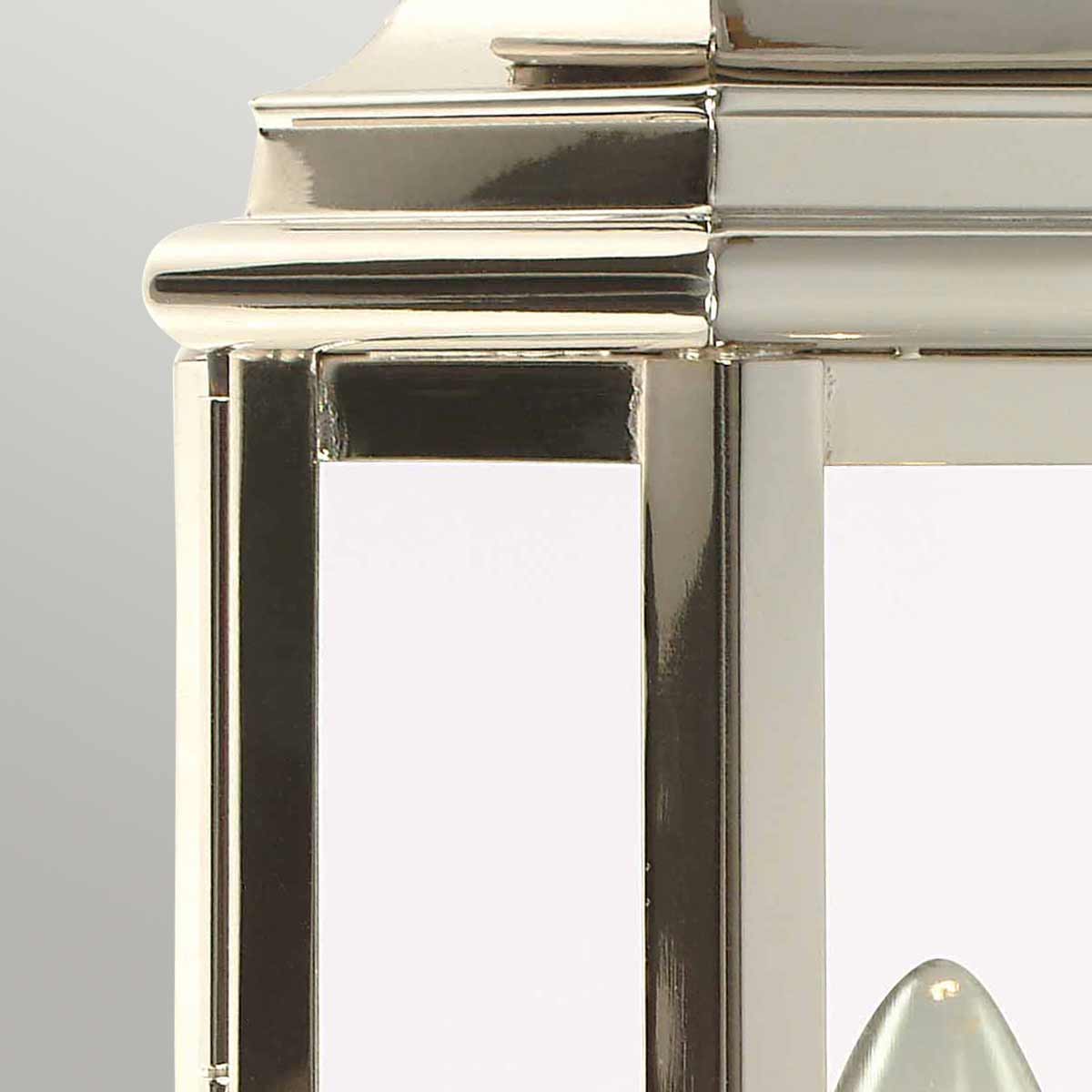 St Martins 30cm Nikkel utendørslampe Fra Elstead Lighting - Laget av solid messing og klart glass, gir den en solid og slitesterk konstruksjon som utvikler en vakker patina over tid.