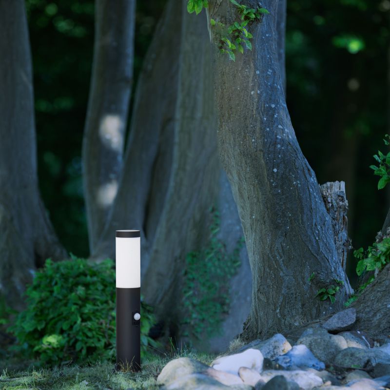 Dody 45cm Svart pullerter Fra Brilliant - Dody er en stilig pullert som er perfekt for innkjørsler, gangveier og terrasser.