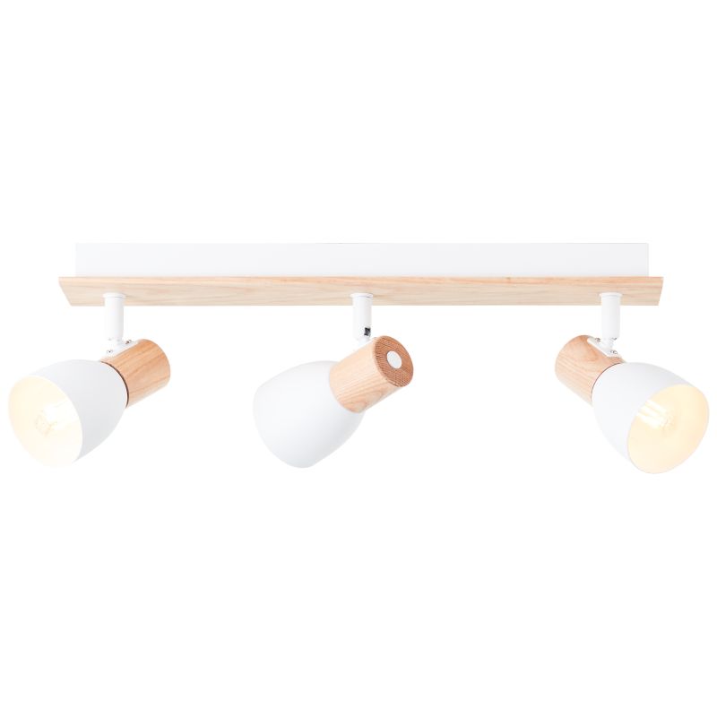 Daintree 3 Hvit spotlight Fra Brilliant - Den kan monteres både i taket og på veggen, og er perfekt for å fremheve møbler, malerier eller for å lyse opp hele rom når flere spotlights brukes sammen.