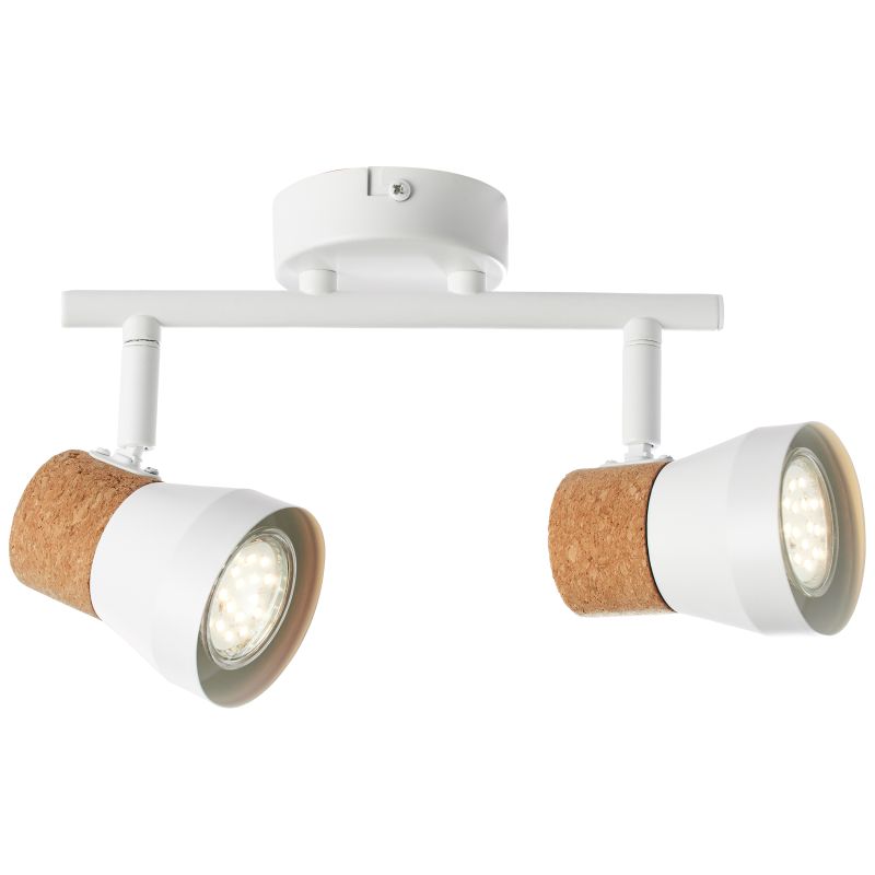 Moka 2 Hvit spotlight Fra Brilliant - Moka er en fleksibel spotlight laget av metall og naturkork som gj&oslash;r det enkelt &aring; skape en personlig belysning.