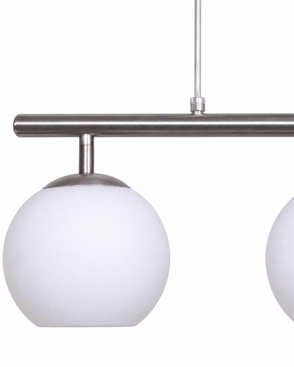 Globi 4 78cm Nikkel Taklampe Fra Nordic Lighting - Globi blir et dekorativt blikkfang som passer like godt i moderne hjem som i mer klassiske milj&oslash;er.