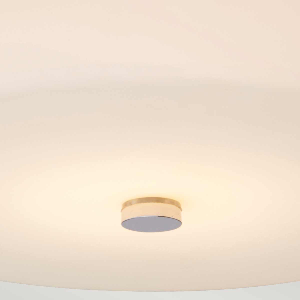 Tamar Ø24 Polert krom baderomslampe Fra Elstead Lighting - Tamar plafond i polert krom er en stilig og funksjonell belysningsløsning, perfekt for bad takket være IP44-klassifiseringen, men også egnet for korridorer og rom med lav takhøyde.