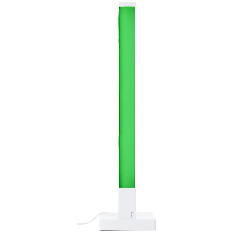 Neele 50cm Hvit bordlampe Fra Brilliant - Med RGB LED har du tilgang til et bredt utvalg av farger og effekter, slik at du enkelt kan tilpasse lyset til humør og anledning.