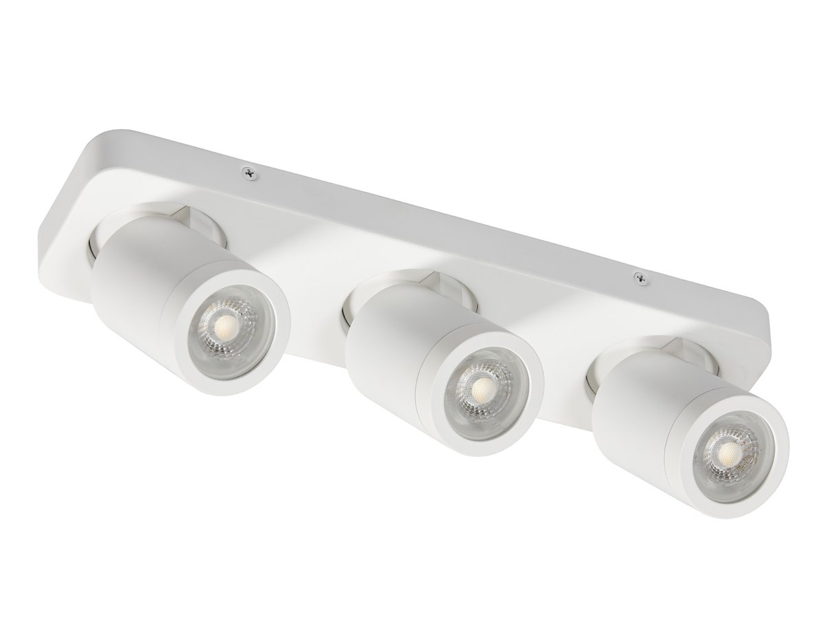 Torsö 36cm Hvit baderomslampe Fra Armaturhantverk - Spotlighten har en IP44-klassifisering, noe som betyr at den er trygg og holdbar for våre trommelmiljøer.