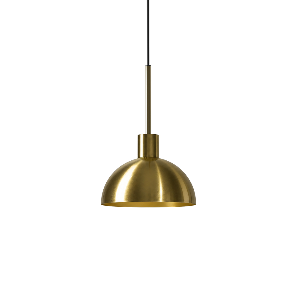 Vienda Ø20 Messing Taklampe Fra Herstal - Vienda er en stilig pendellampe i metall med sateng messingfinish og tidl&oslash;st design.
