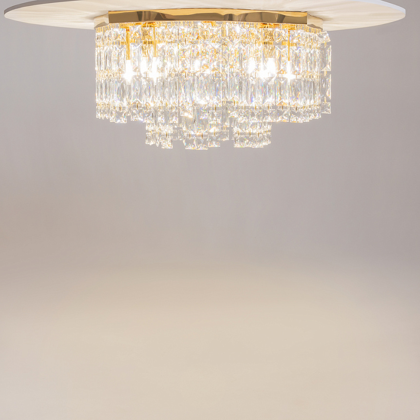 Dune Ø45 Gull krystall Fra Maytoni - Dune er en elegant taklampe i krystall i metall med en eksklusiv gullfinish.